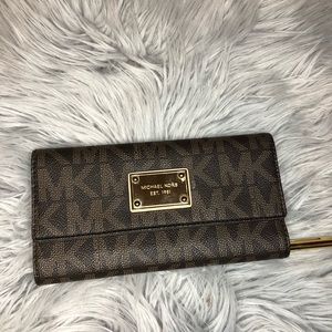 Michael Kors wallet